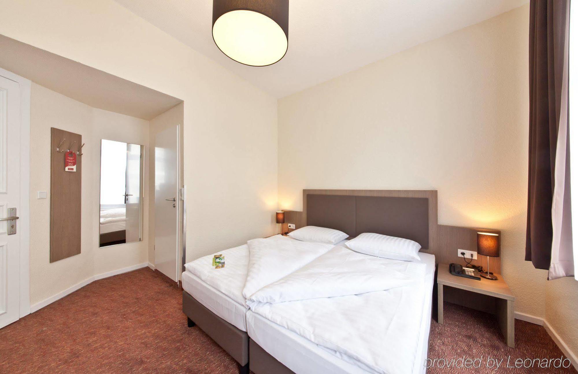 Hotel Alster Hamburg Exterior photo